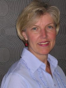 Porträttbild av Inger Wårdh